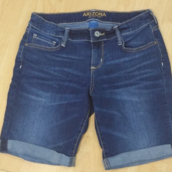 MAKE OFFERS! INVENTORY NEEDS TO GO - Picture 8 of 16